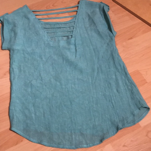 Women’s short sleeve mine top size small - Picture 4 of 5